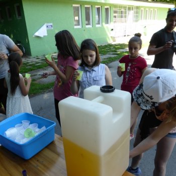 ŠTAFETA ČEZ MOST - AKTIVNO V MLADOST